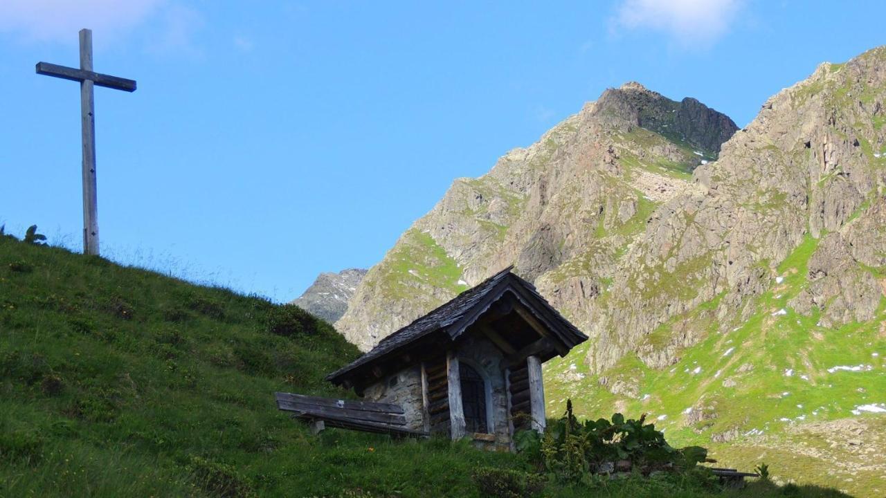 Haus Lifinar - Carmen Juen Apartment Sankt Gallenkirch Bagian luar foto