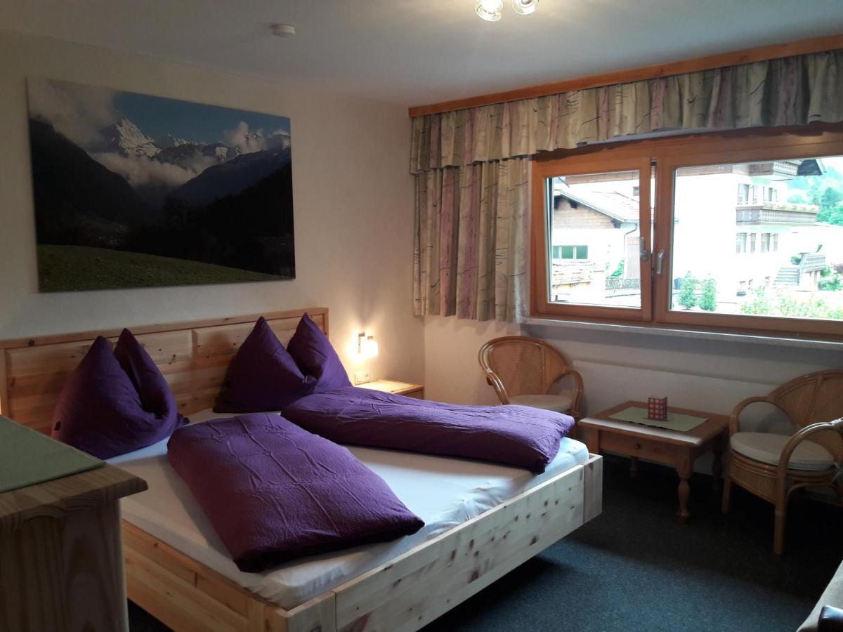 Haus Lifinar - Carmen Juen Apartment Sankt Gallenkirch Bagian luar foto