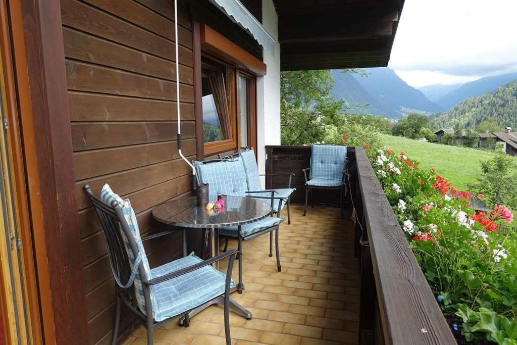 Haus Lifinar - Carmen Juen Apartment Sankt Gallenkirch Bagian luar foto
